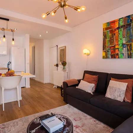 Mhouse Lease Av 25 Abril Lägenhet